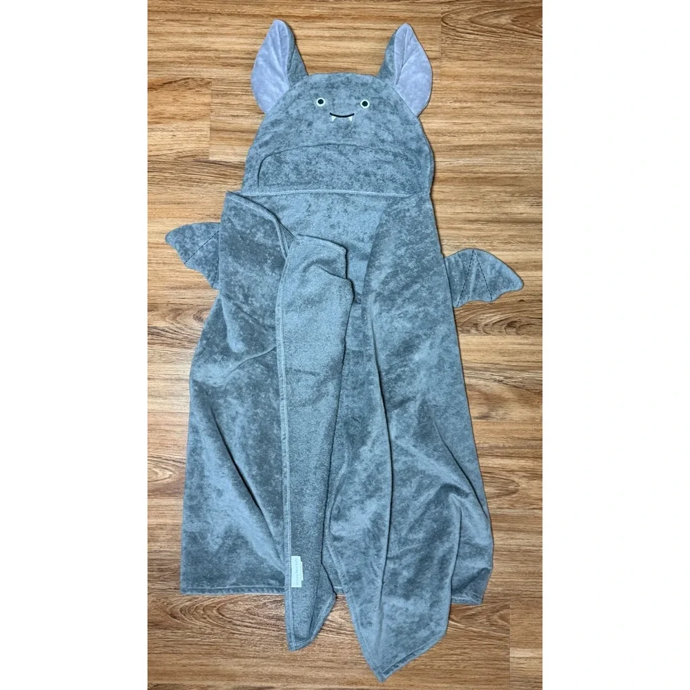 Pottery Barn Kids Bath Nursery BAT Critter Wap Photo Shoot -Sample Pull - NWOT
